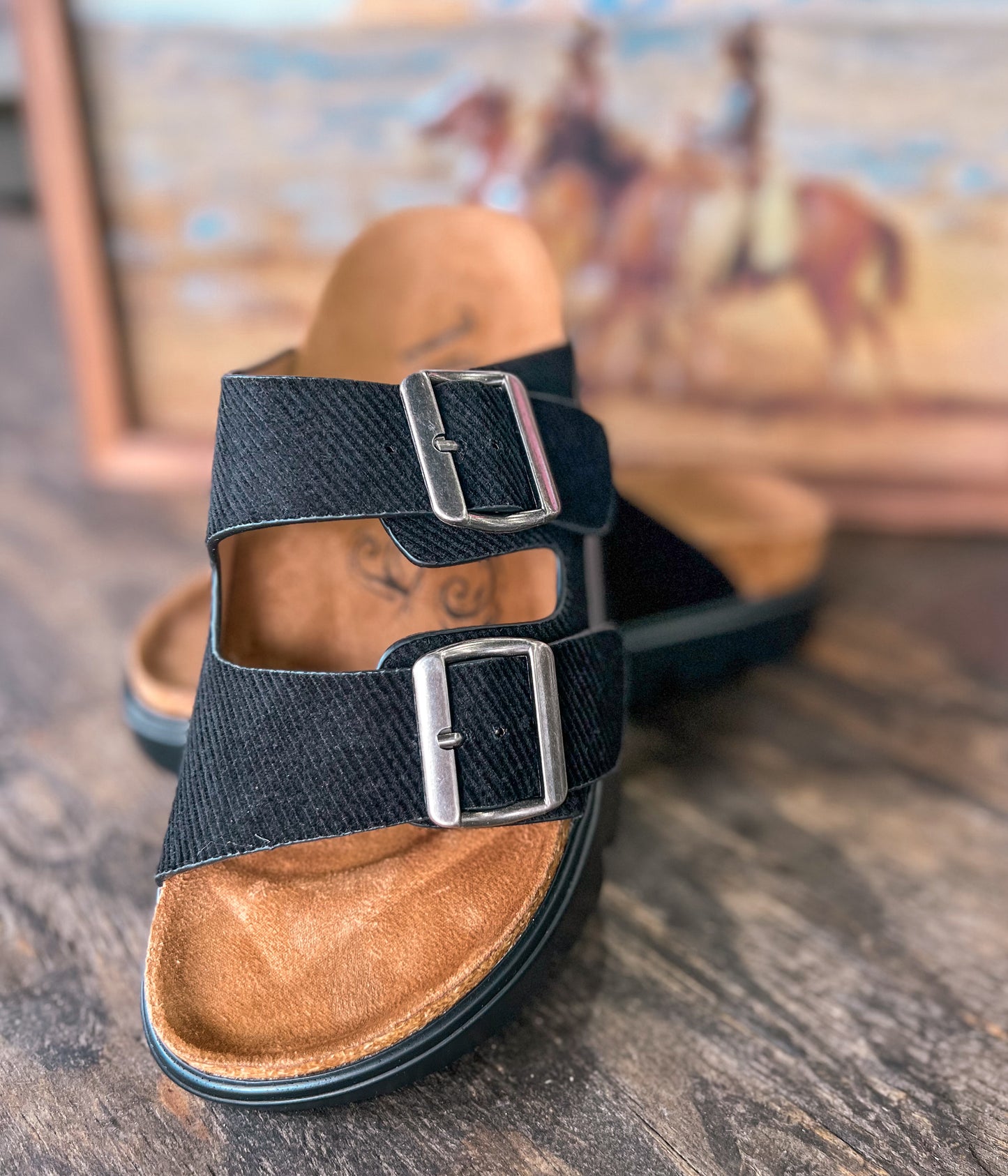 The Jazmin Platform Sandals *Black