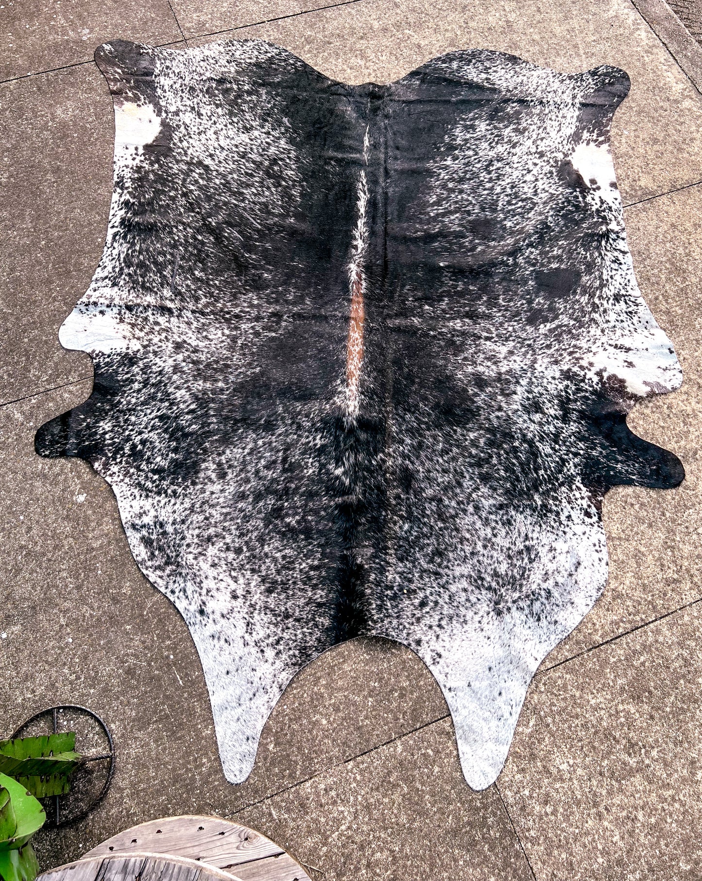 Jumbo Cow Rug- Salt & Pepper