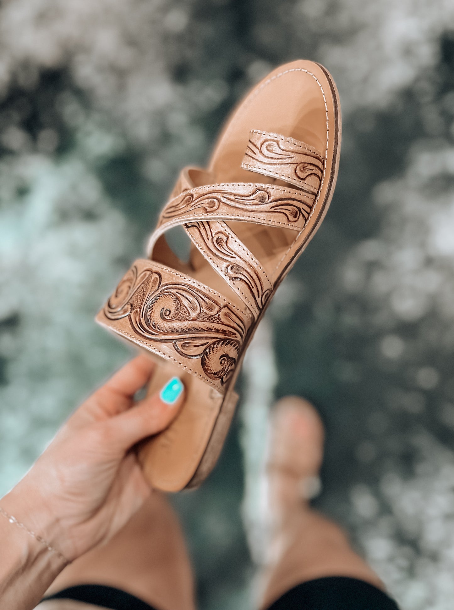 Delia Ridge Sandals