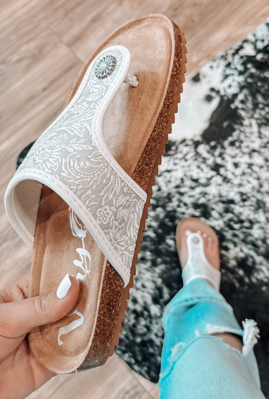 The Danni Sandals *White