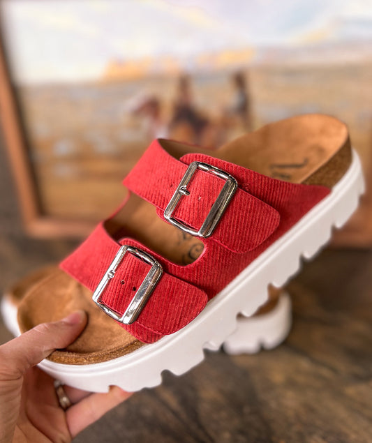 The Jazmin Platform Sandals *Red