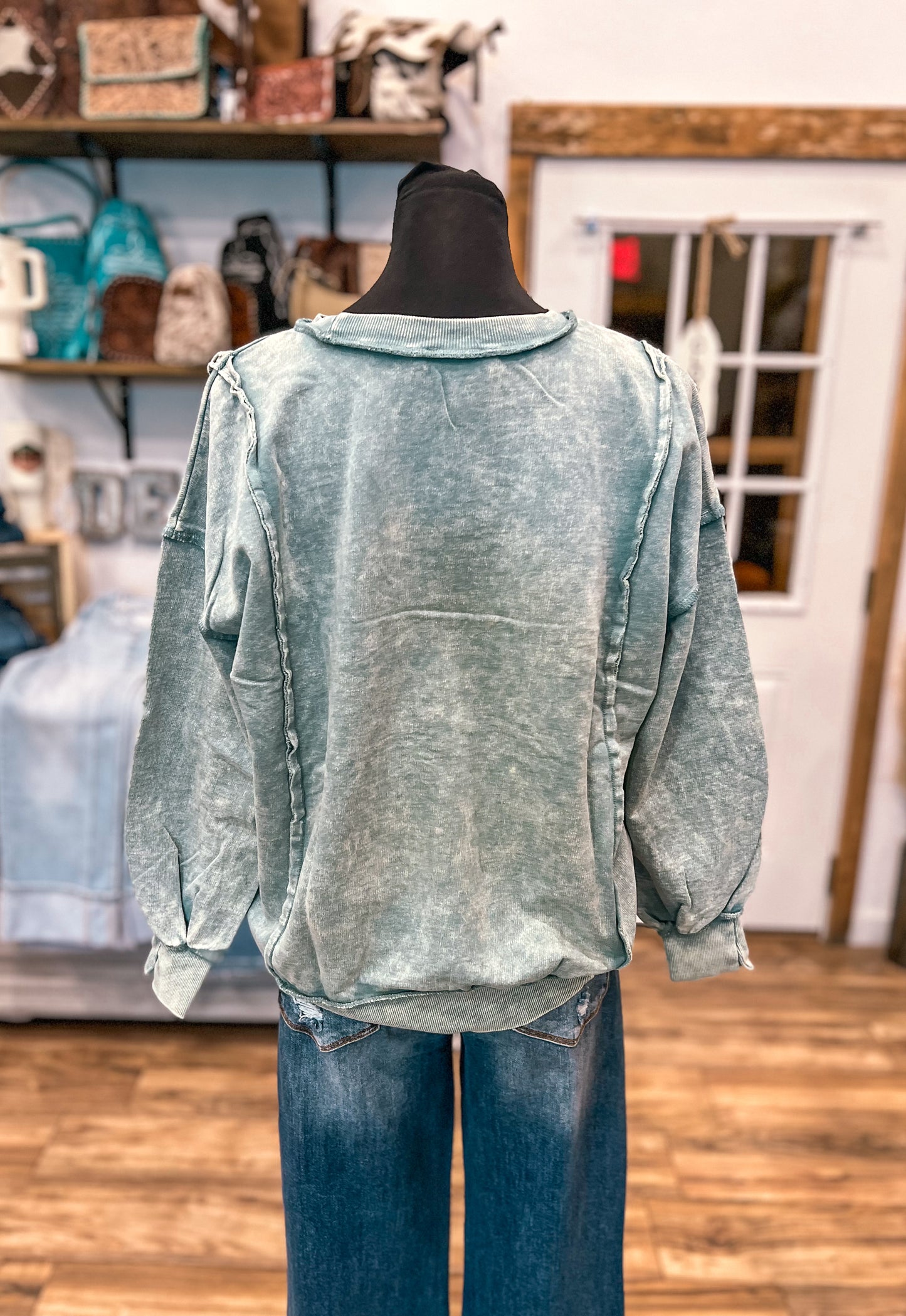 The Shay Acid Wash Sweatshirt *Ash Blue