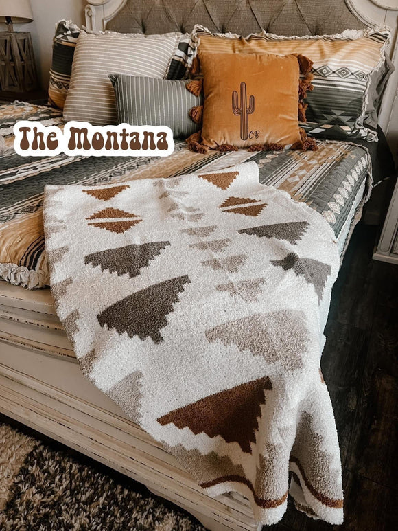 Dream Me Western Plush Blanket *The Montana