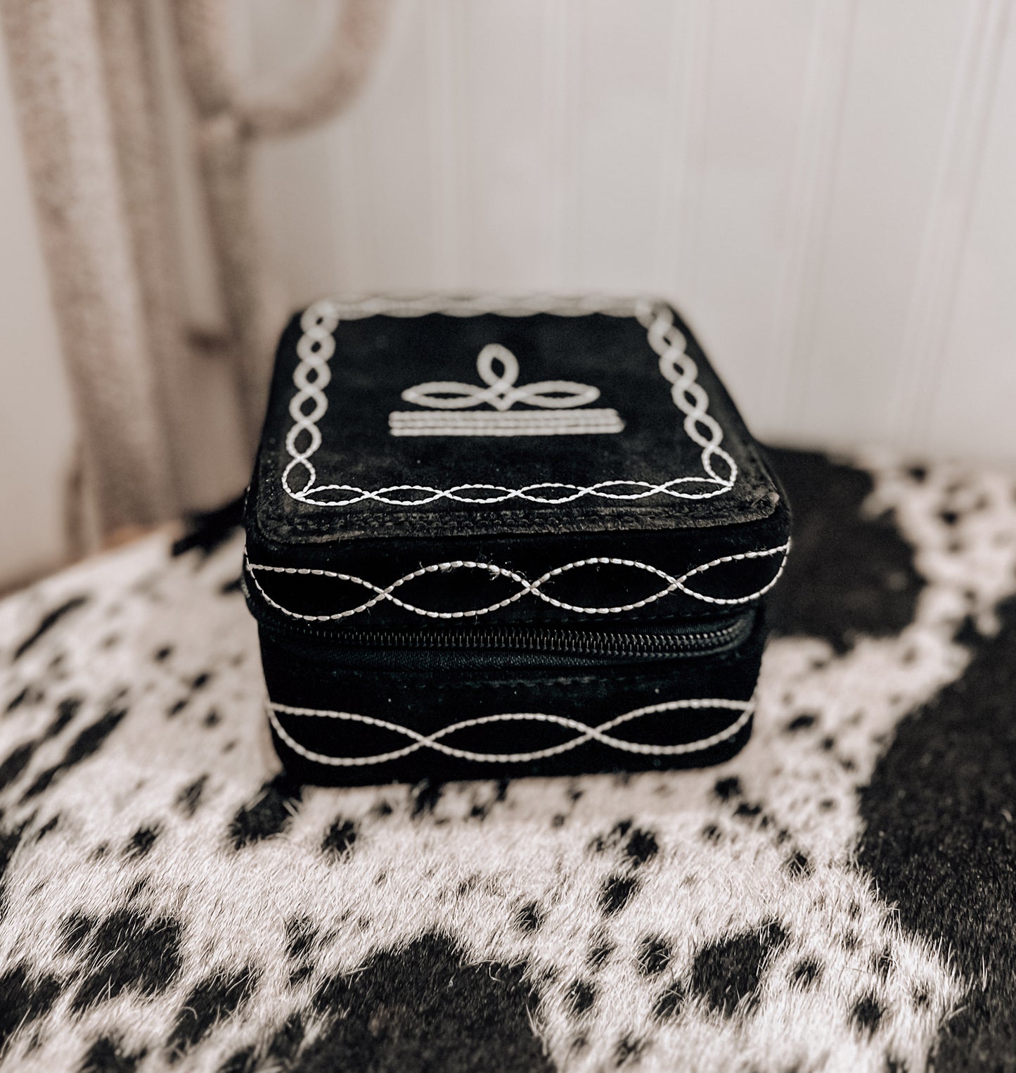 Black Boot Stitch Square Jewelry Box