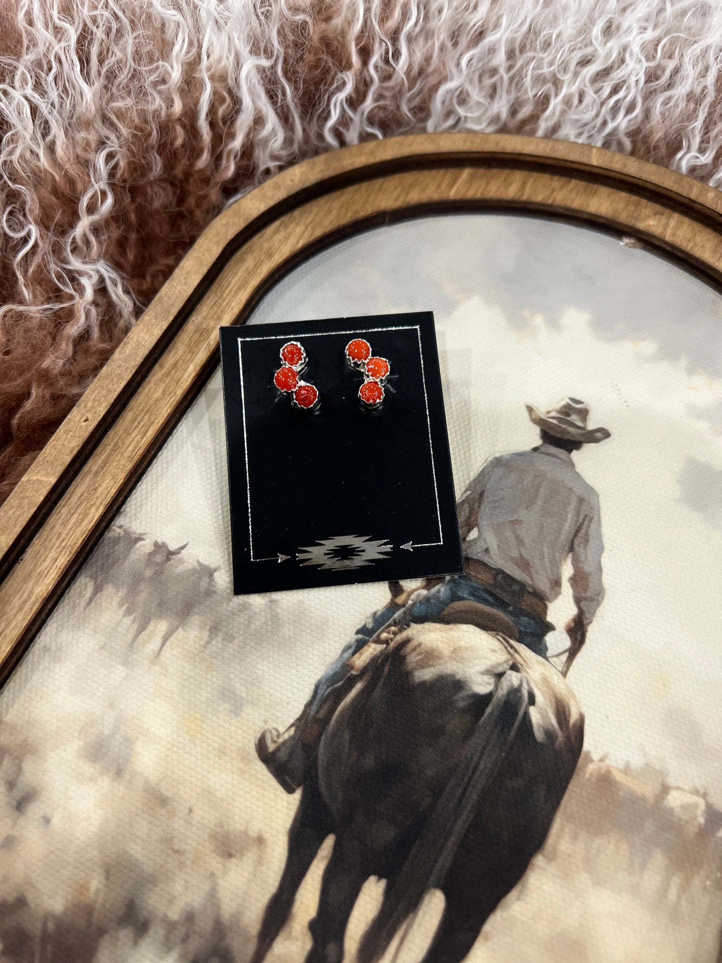 Spiny Ear Crawler Studs
