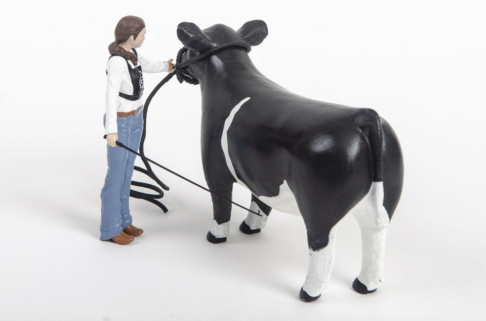 Cattle Showman Kit: Girl Figurine & Rope Halter