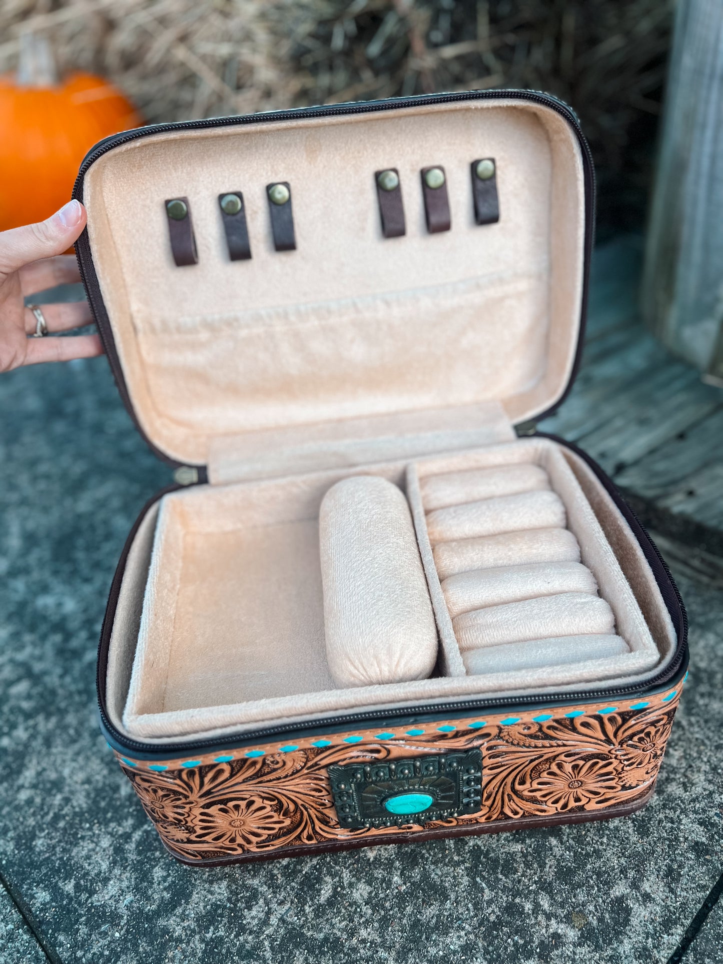 Concho Travel Jewelry Case