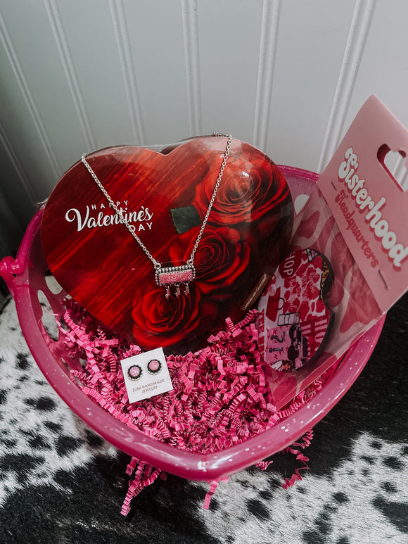 Valentines Day Basket- Pretty In Pink