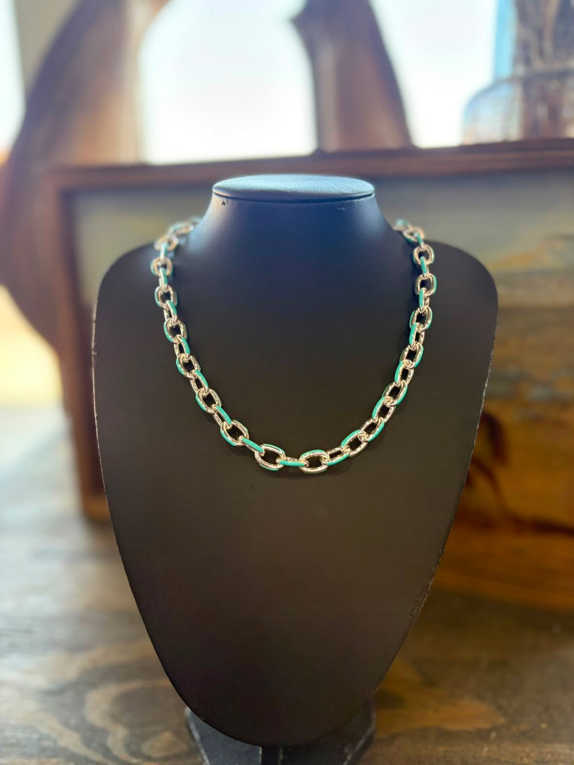 The Lilly Necklace