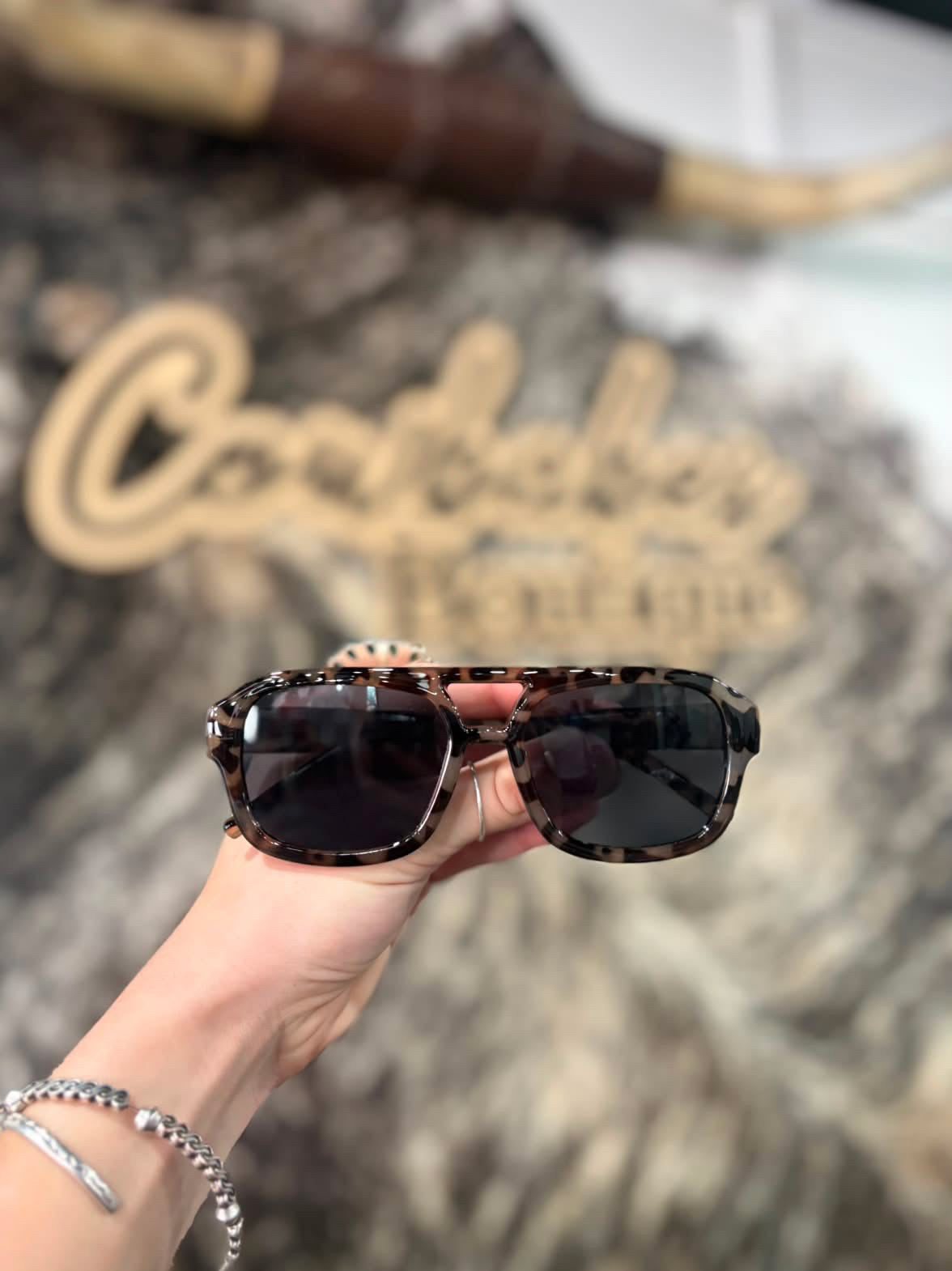 Oversized Frame Sunglasses