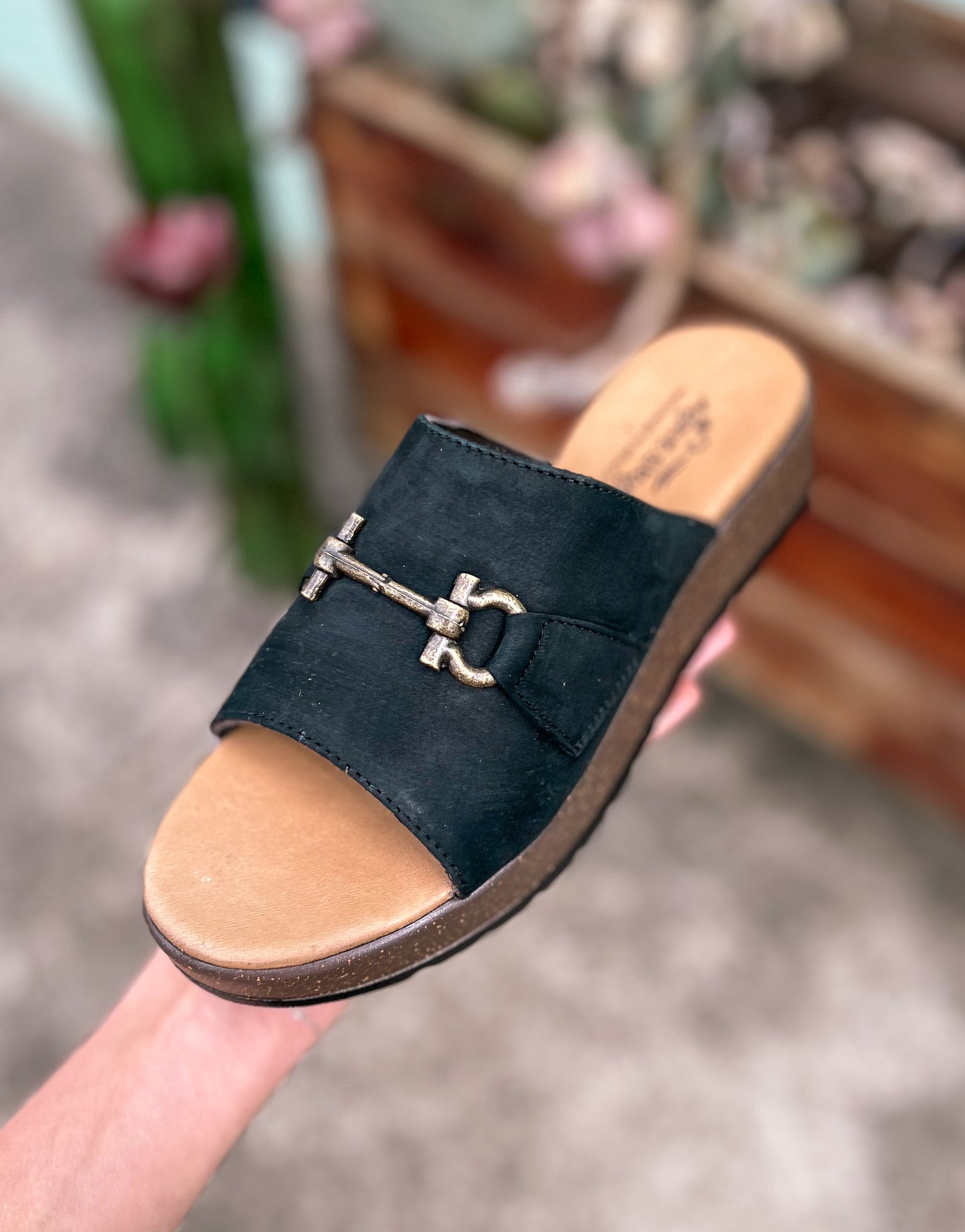 Abilene Sandals *Black