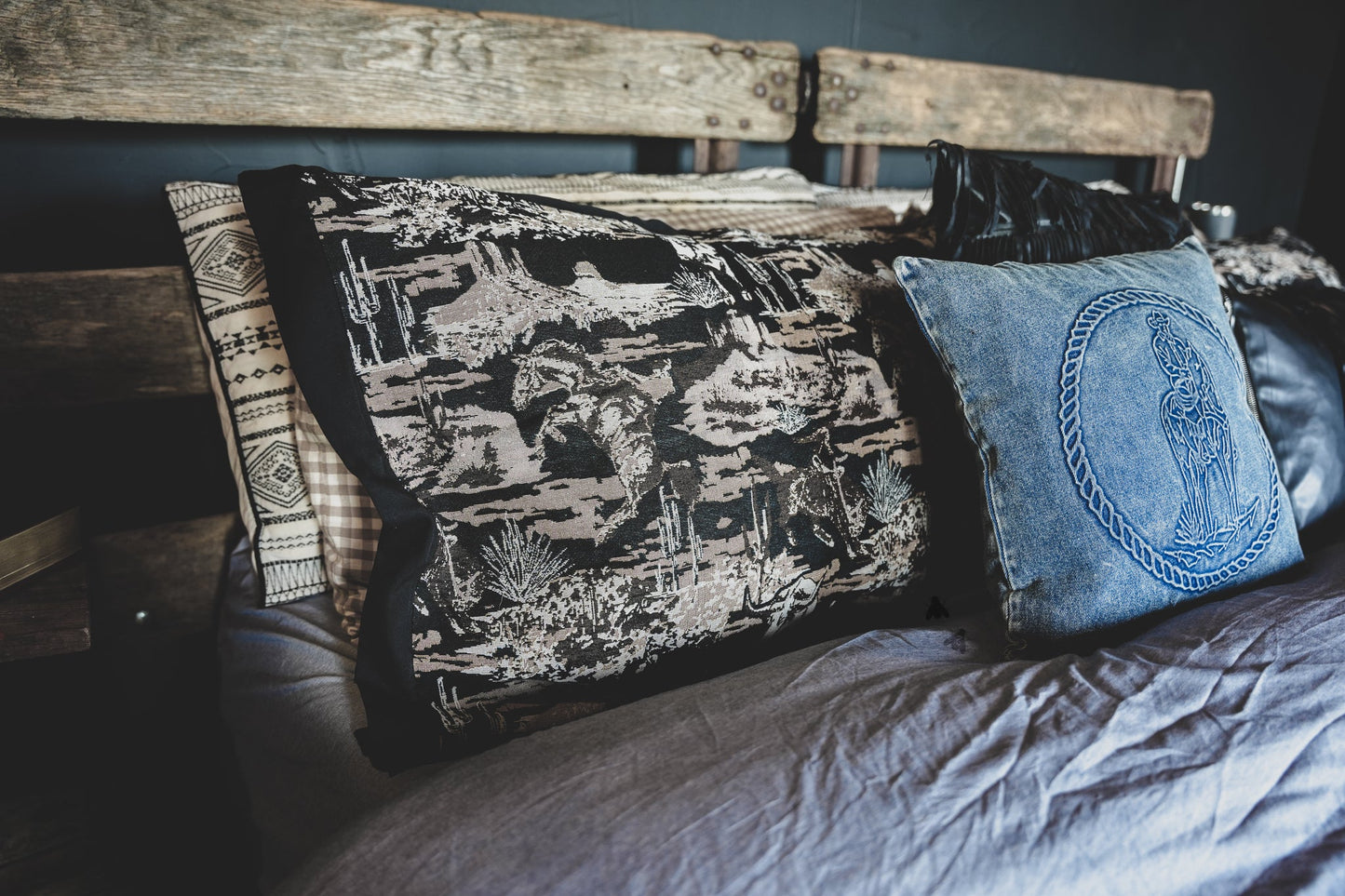 Rouge Rustlers Set of 2 Pillowcases