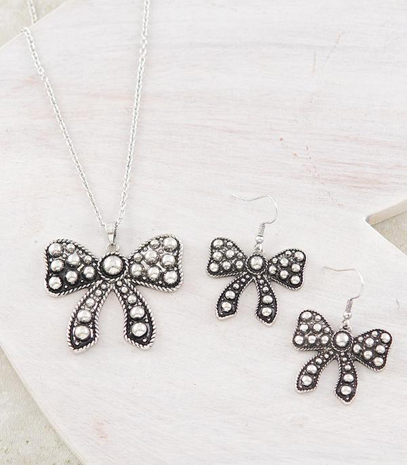 Western Studded Bow Necklace Set