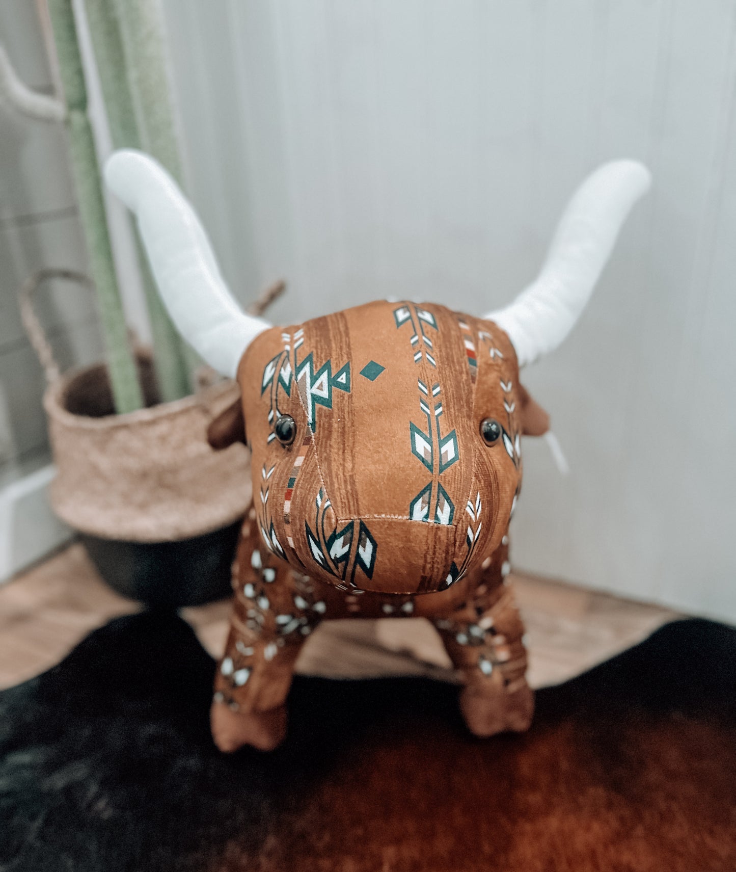 Aztec Longhorn Farm Pal-Medium