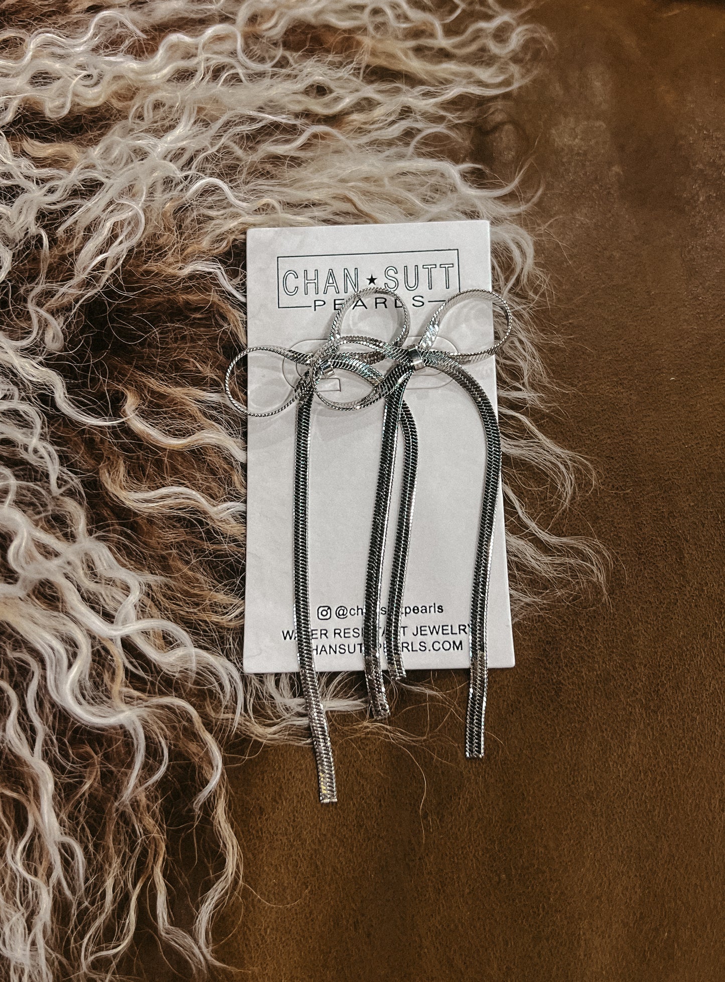 Herringbone Silver Bow Earrings