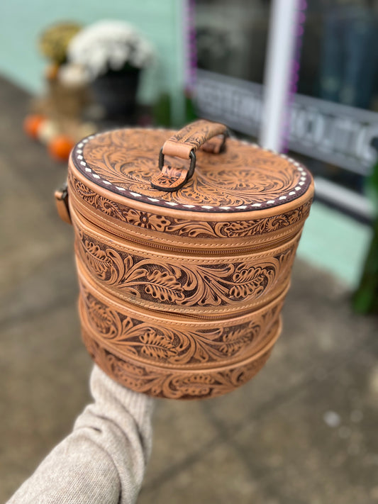 Triple Threat Round Travel Jewelry Case