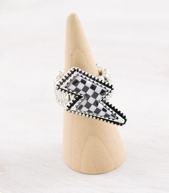 Checkered Bolt Stretch Ring