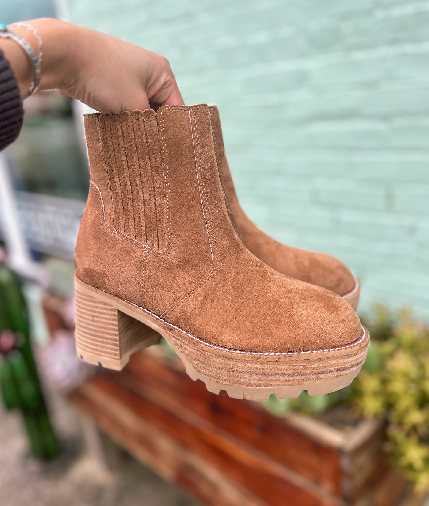 Aubrey Boots- Camel