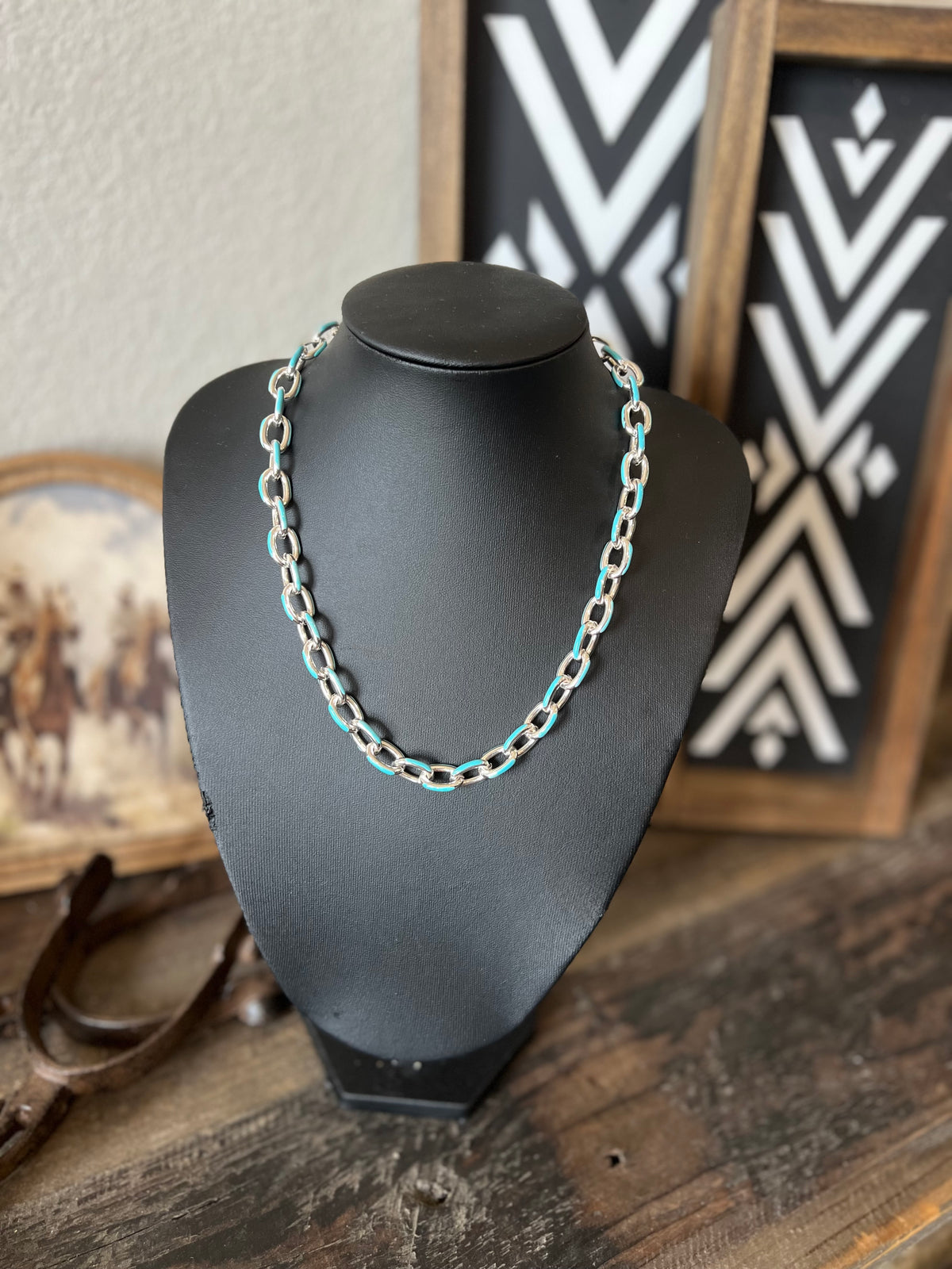 The Lilly Necklace
