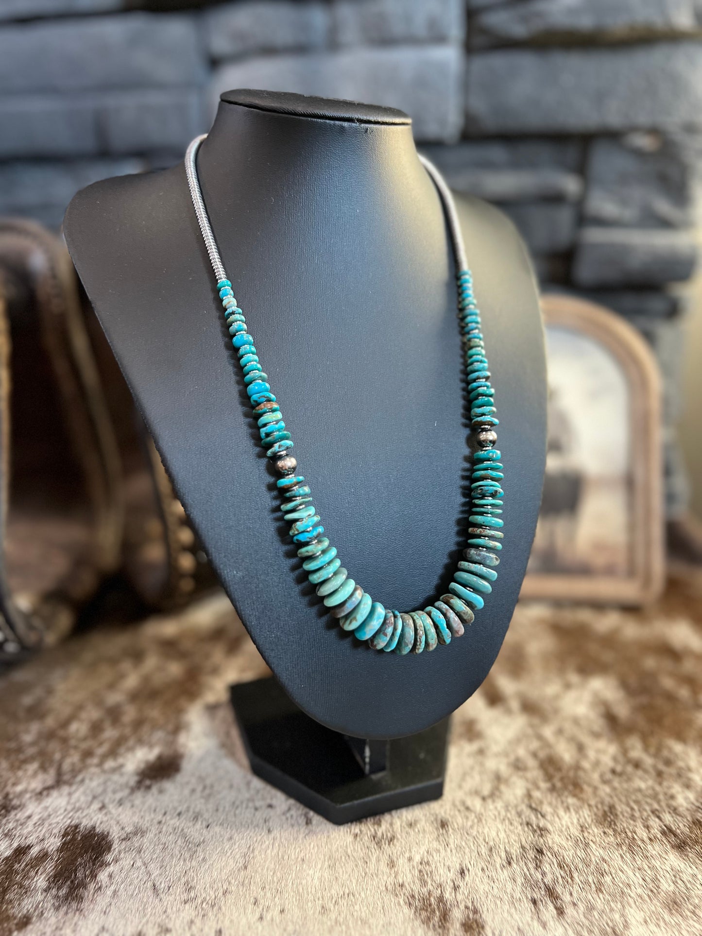 Dark Blue Turquoise Graduated Necklace