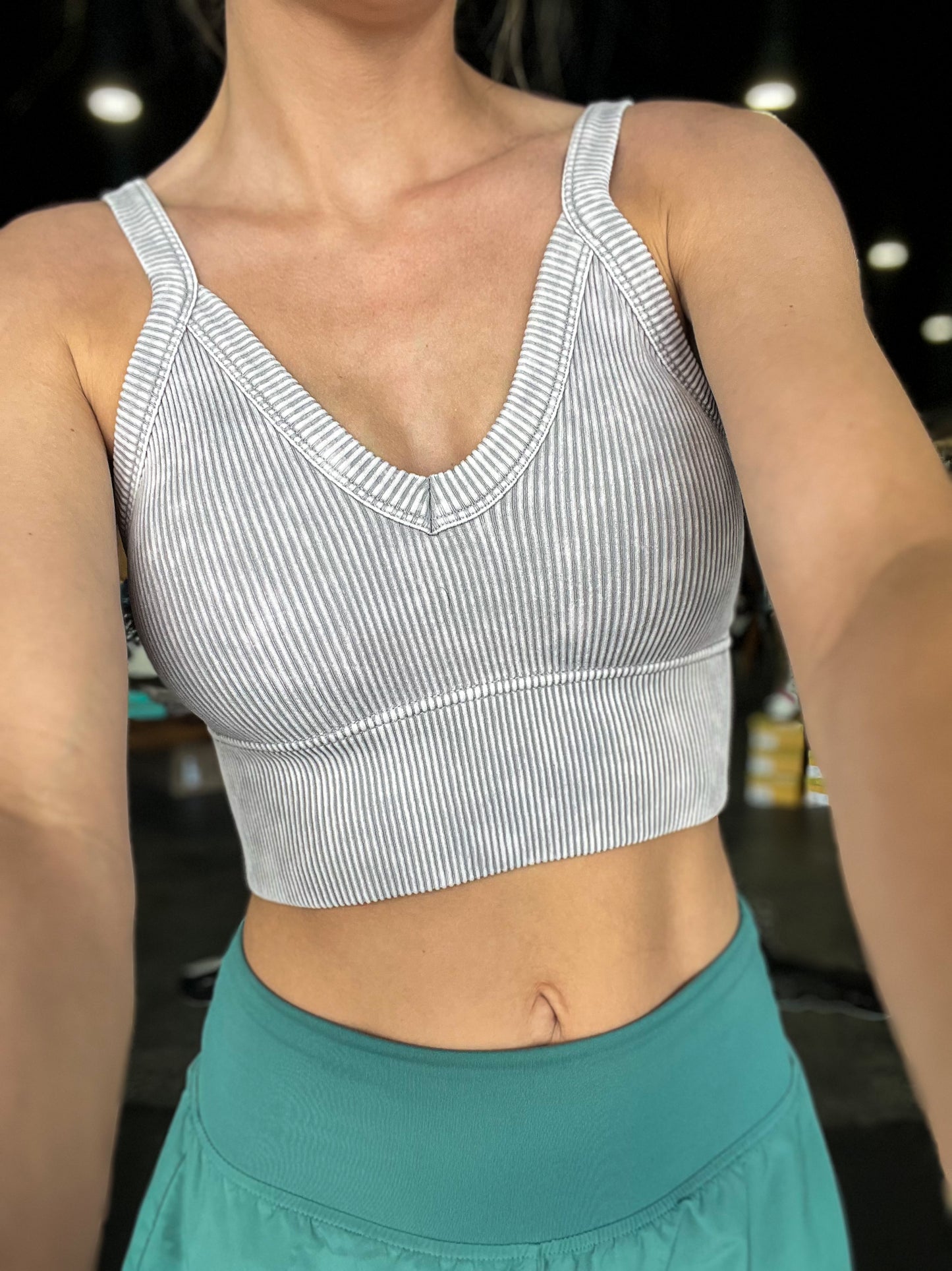 The Val V-Neck Top *Sleet