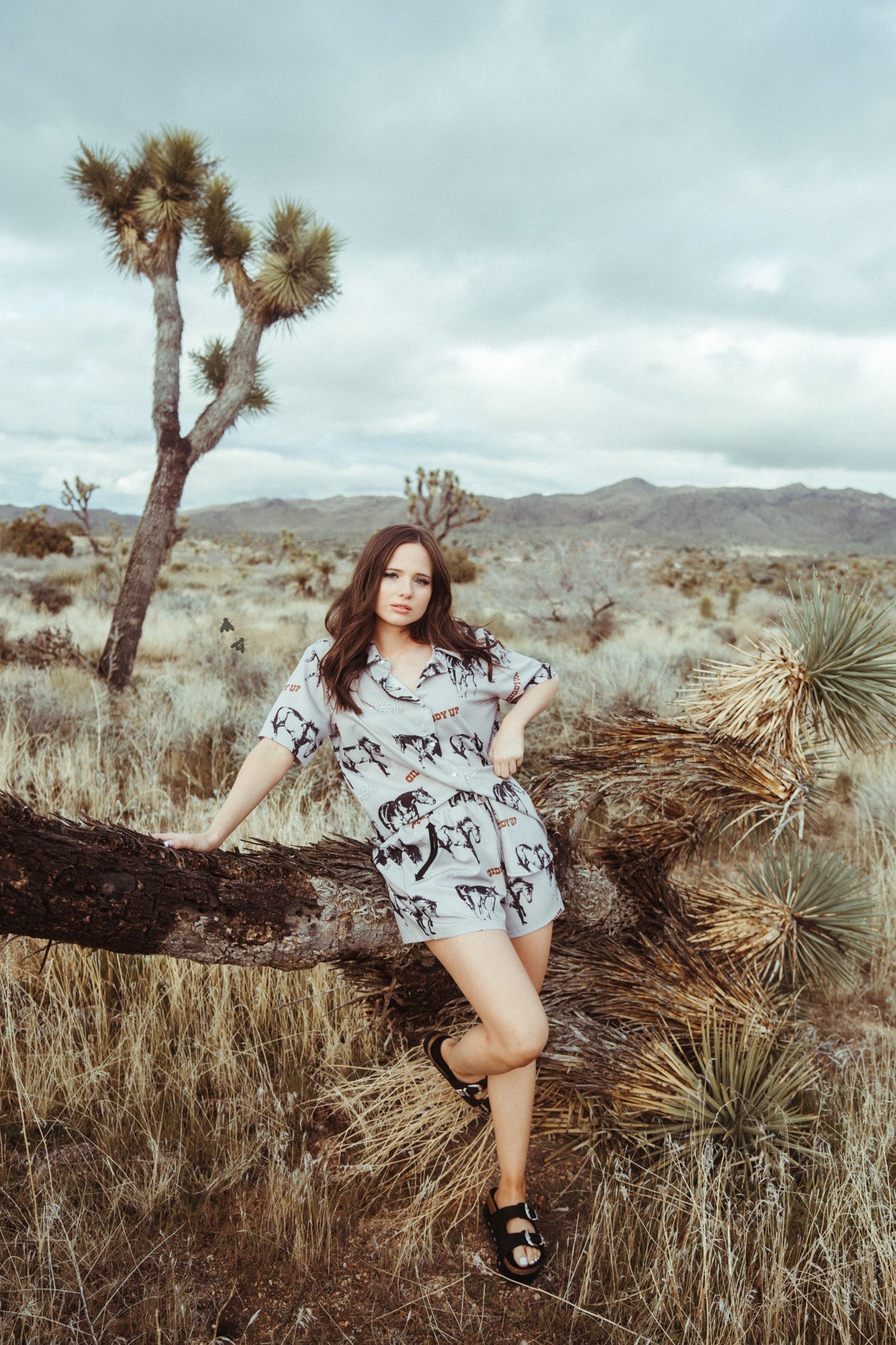 The Platinum Buckle Sandal *Lux