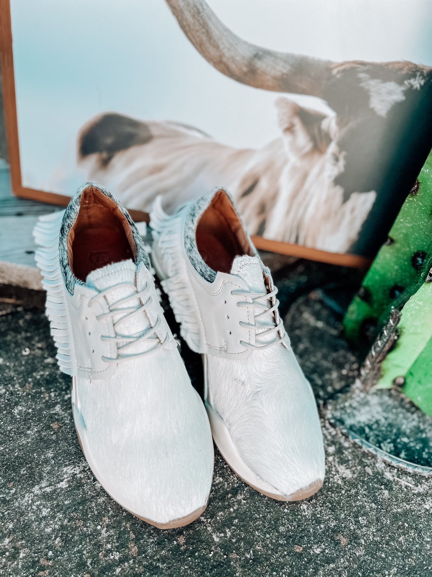 The Morgan Sneakers Size 9