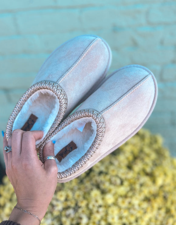 Sparks Cream Slippers