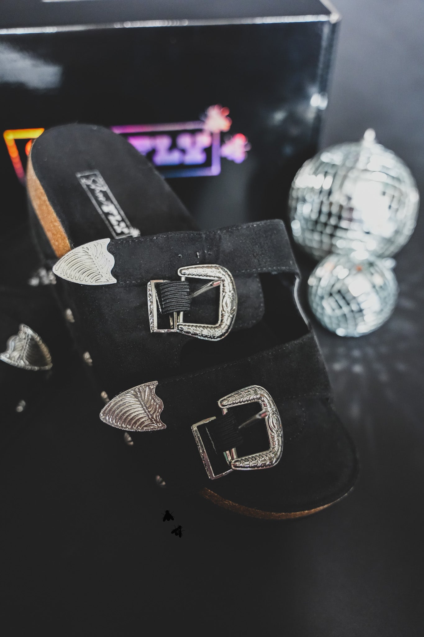 The Platinum Buckle Sandal *Lux