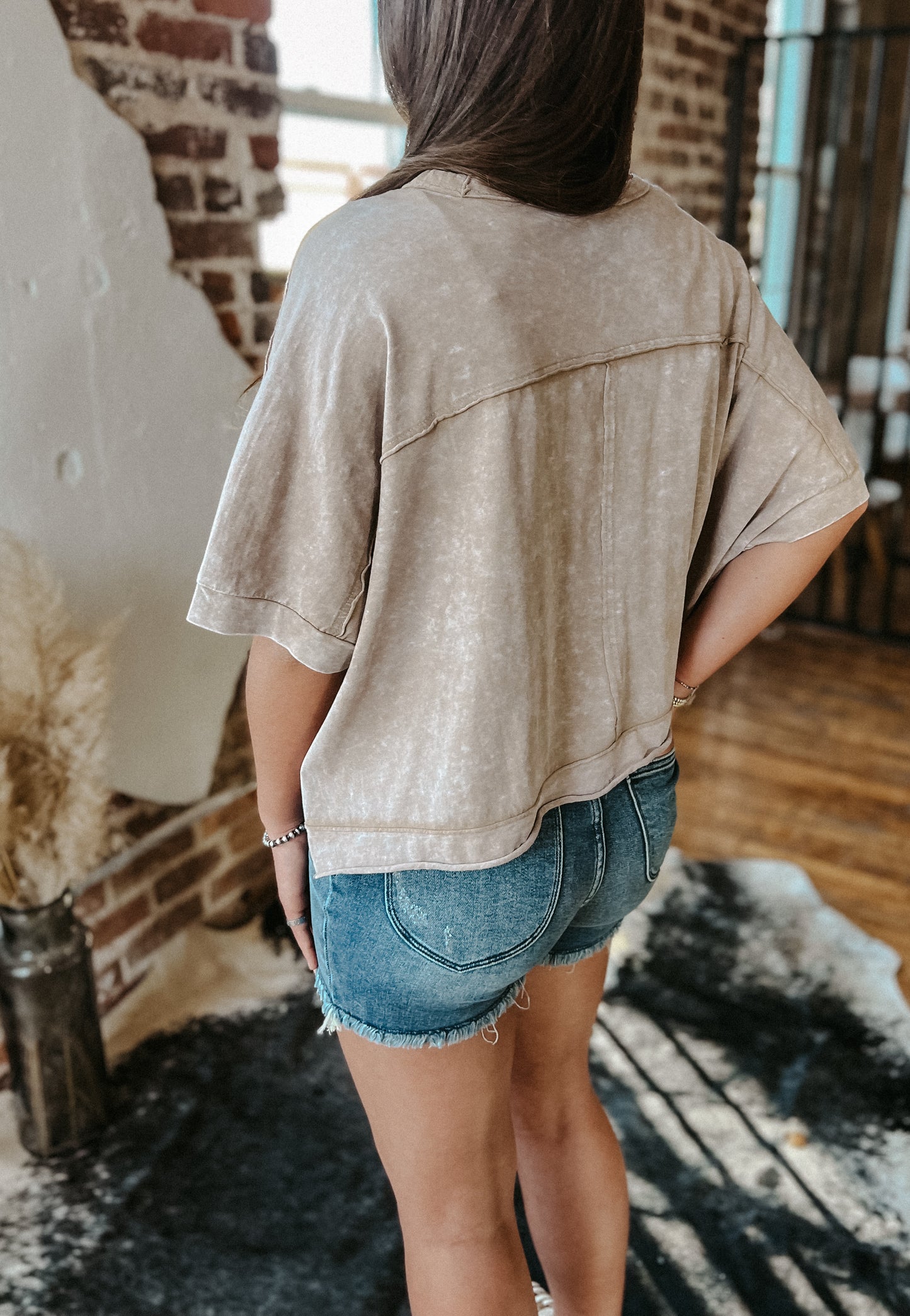 The Brynn Oversized Crop *Taupe