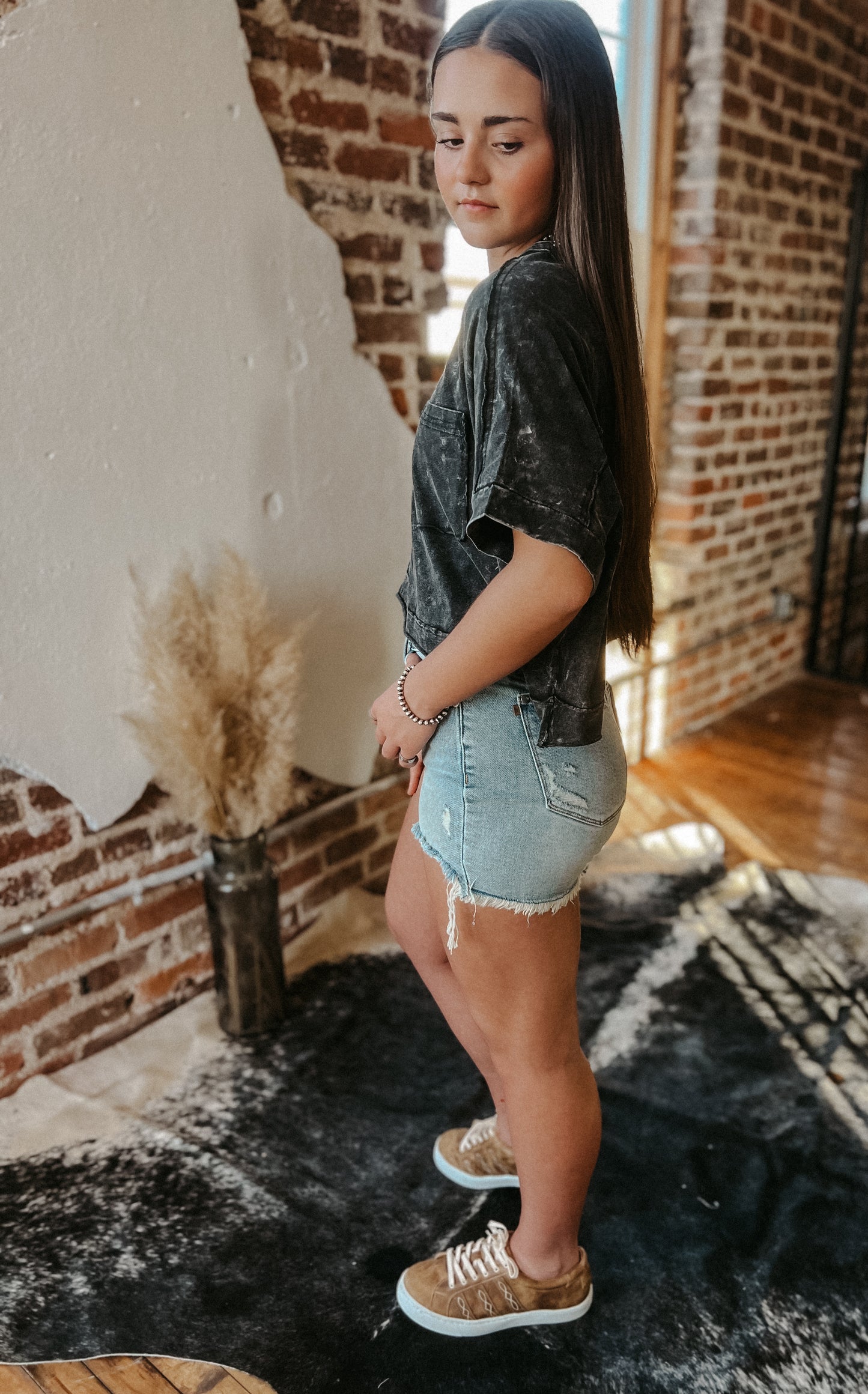 The Brynn Oversized Crop *Black