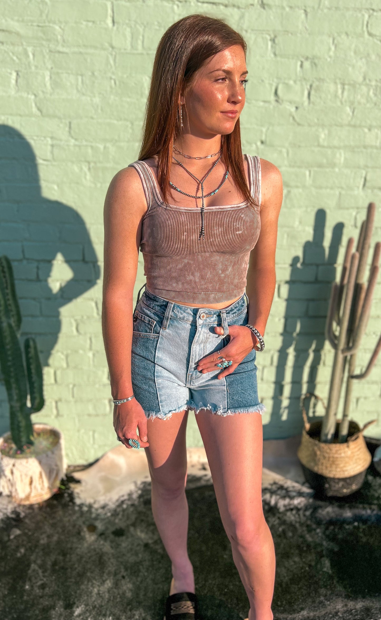 2 Way Neckline Ribbed Crop Tank *Mocha