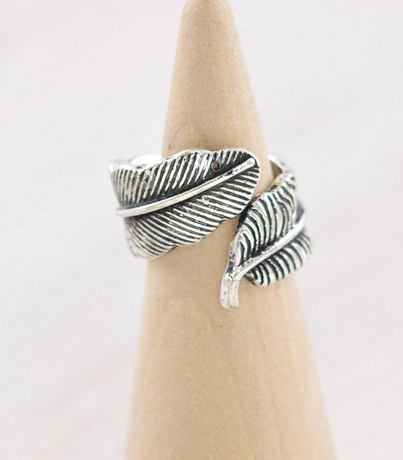 Feather Twist Ring