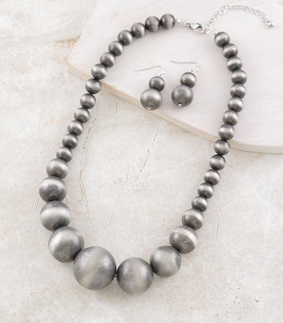 Chunky Navajo Pearl Bead Necklace Set