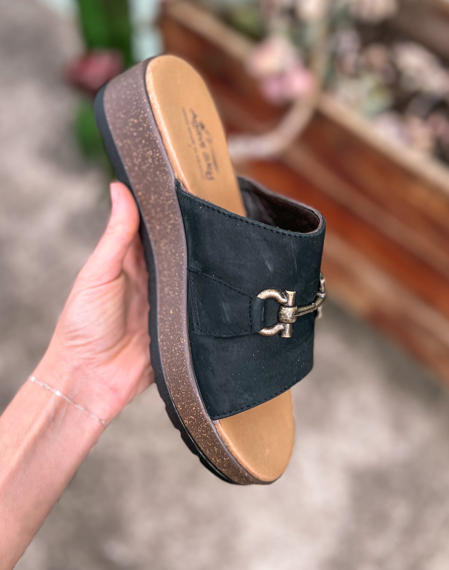 Abilene Sandals *Black