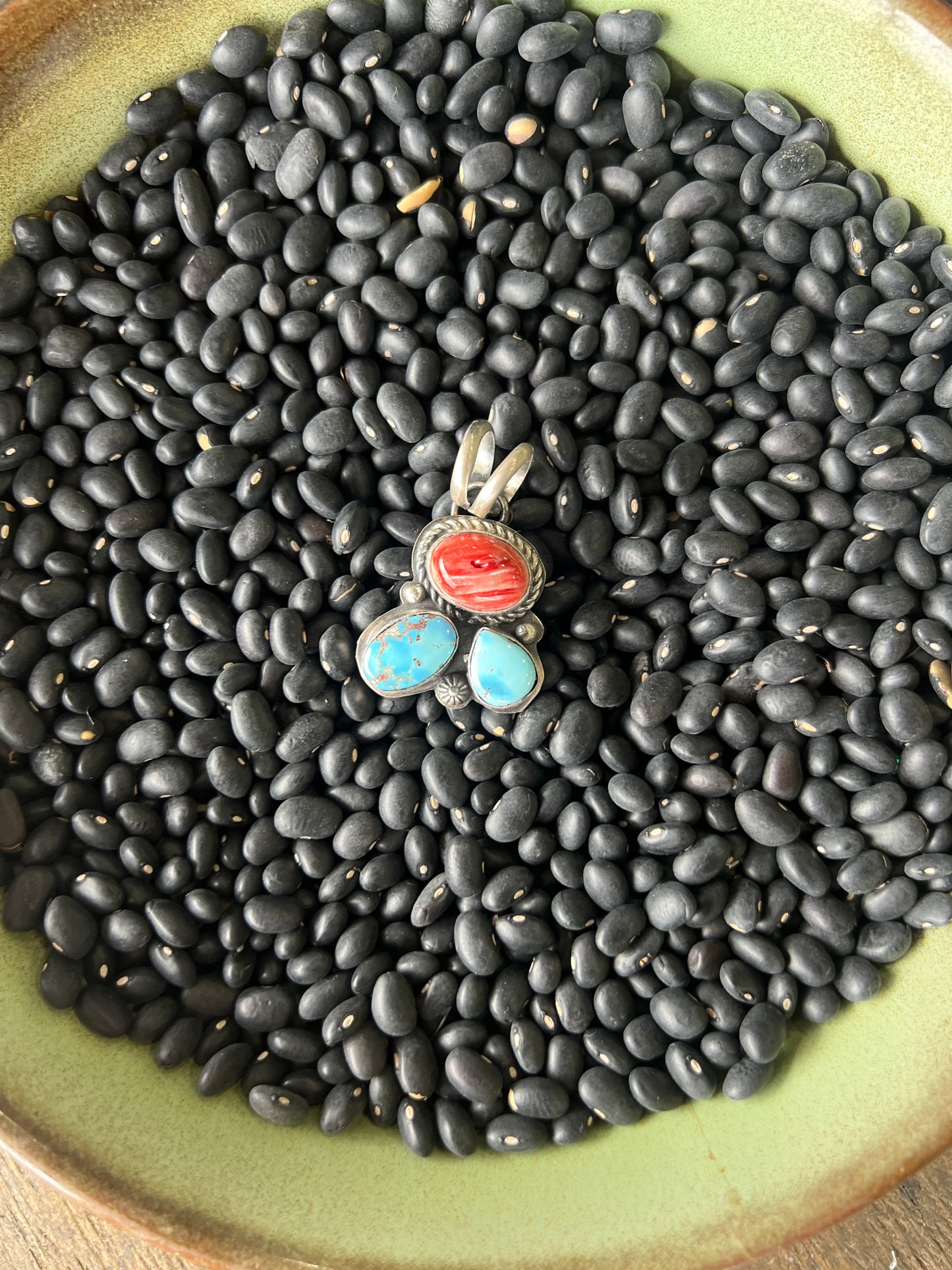The Reba 3 Stone Pendant