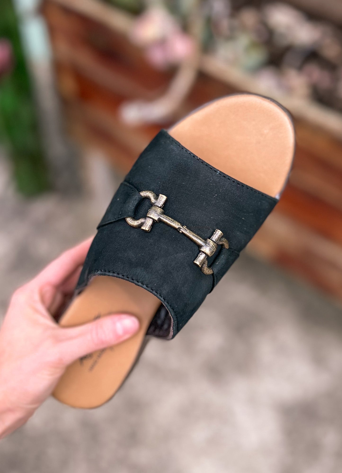 Abilene Sandals *Black