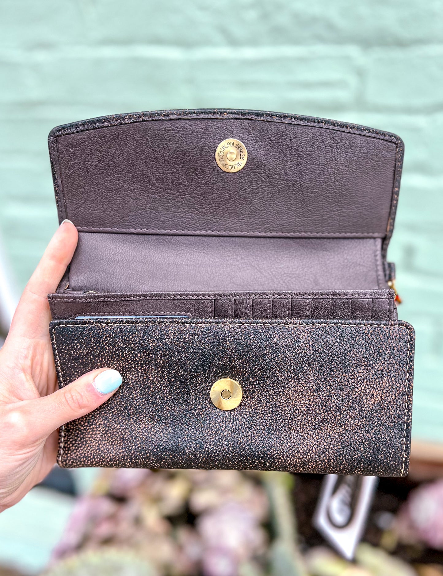 Angelstone Wallet in Black & White