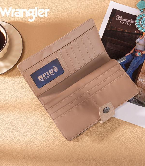 Wrangler Western Floral Tooled Wallet *Khaki