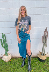 Nashville Tennessee Mineral Wash Graphic Tee