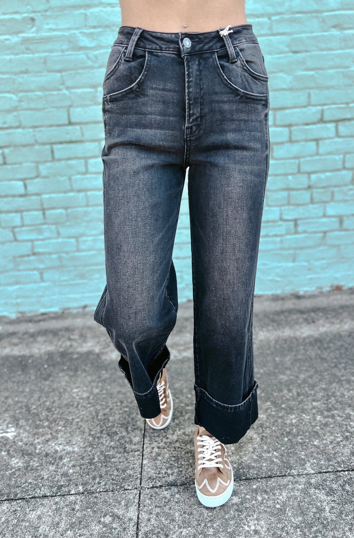 Kris Baggy Cuffed Jeans