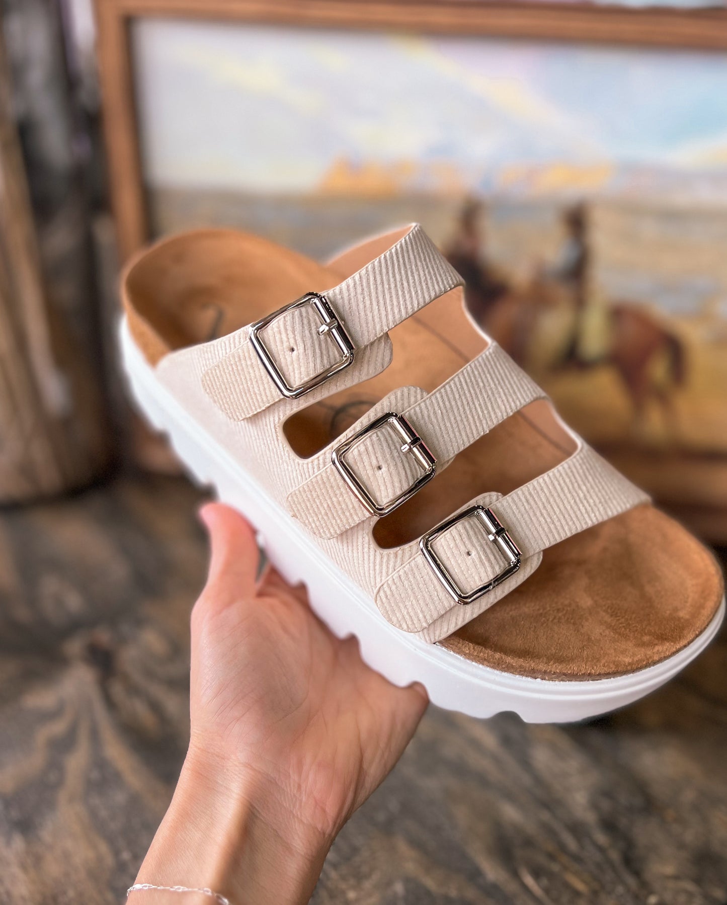 The Plaza Buckle Sandal *Cream