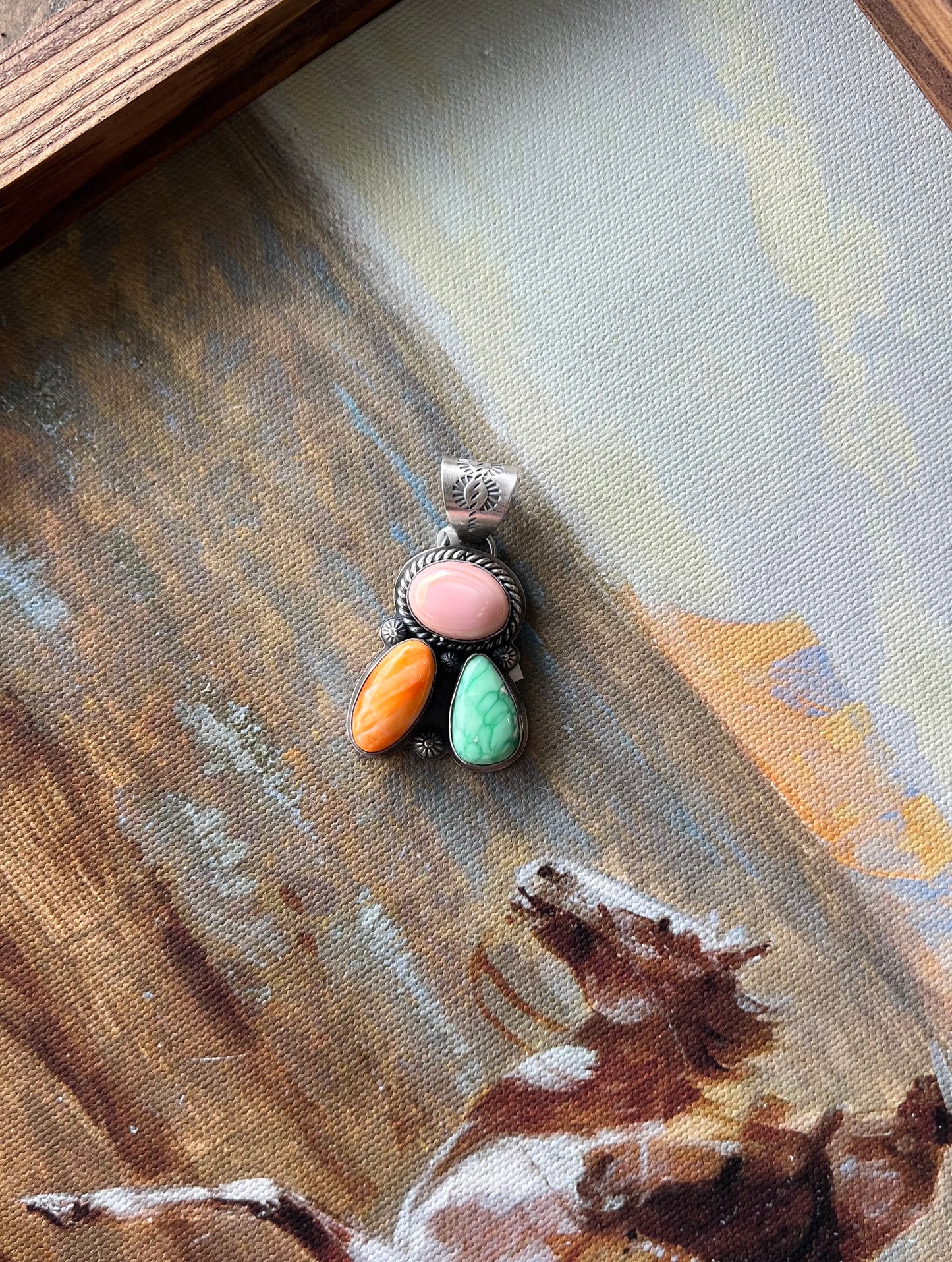 The Dolly Pendant