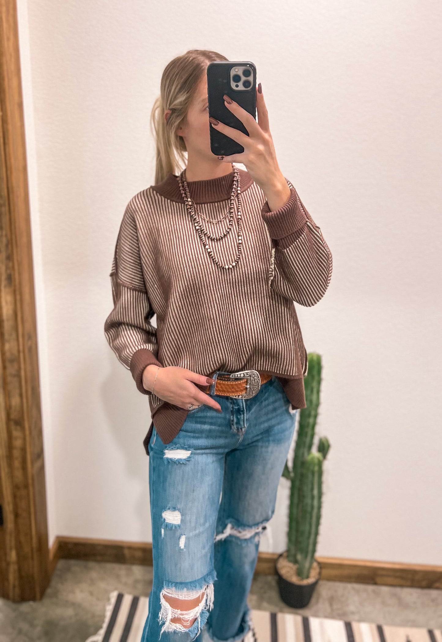 The Darla Two Tone Sweater *Brown