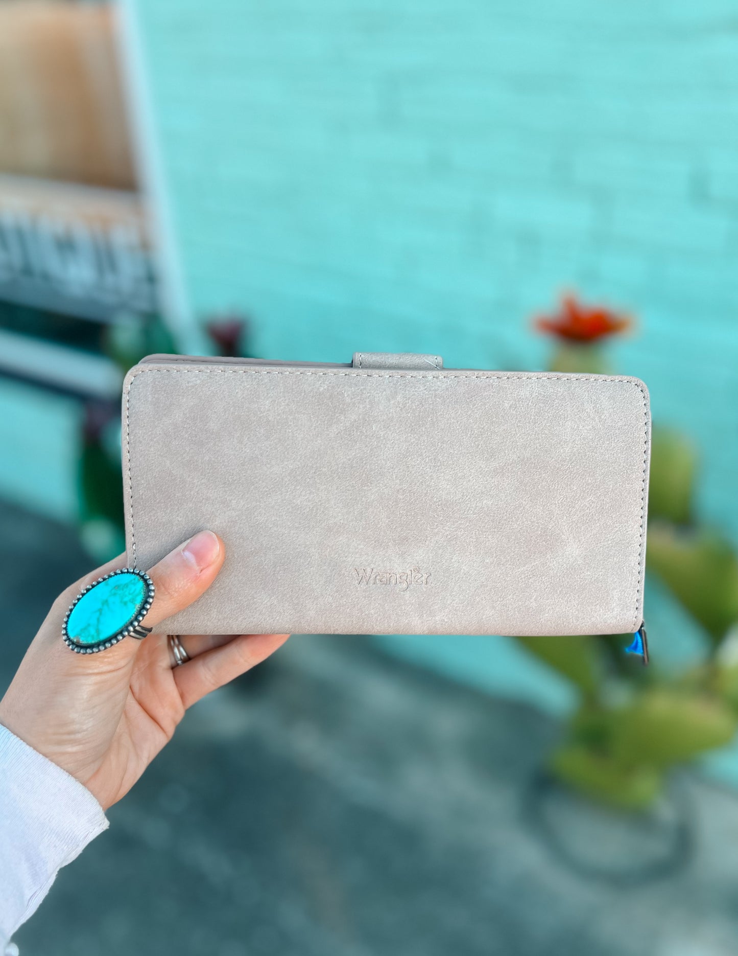 Wrangler Western Floral Tooled Wallet *Khaki