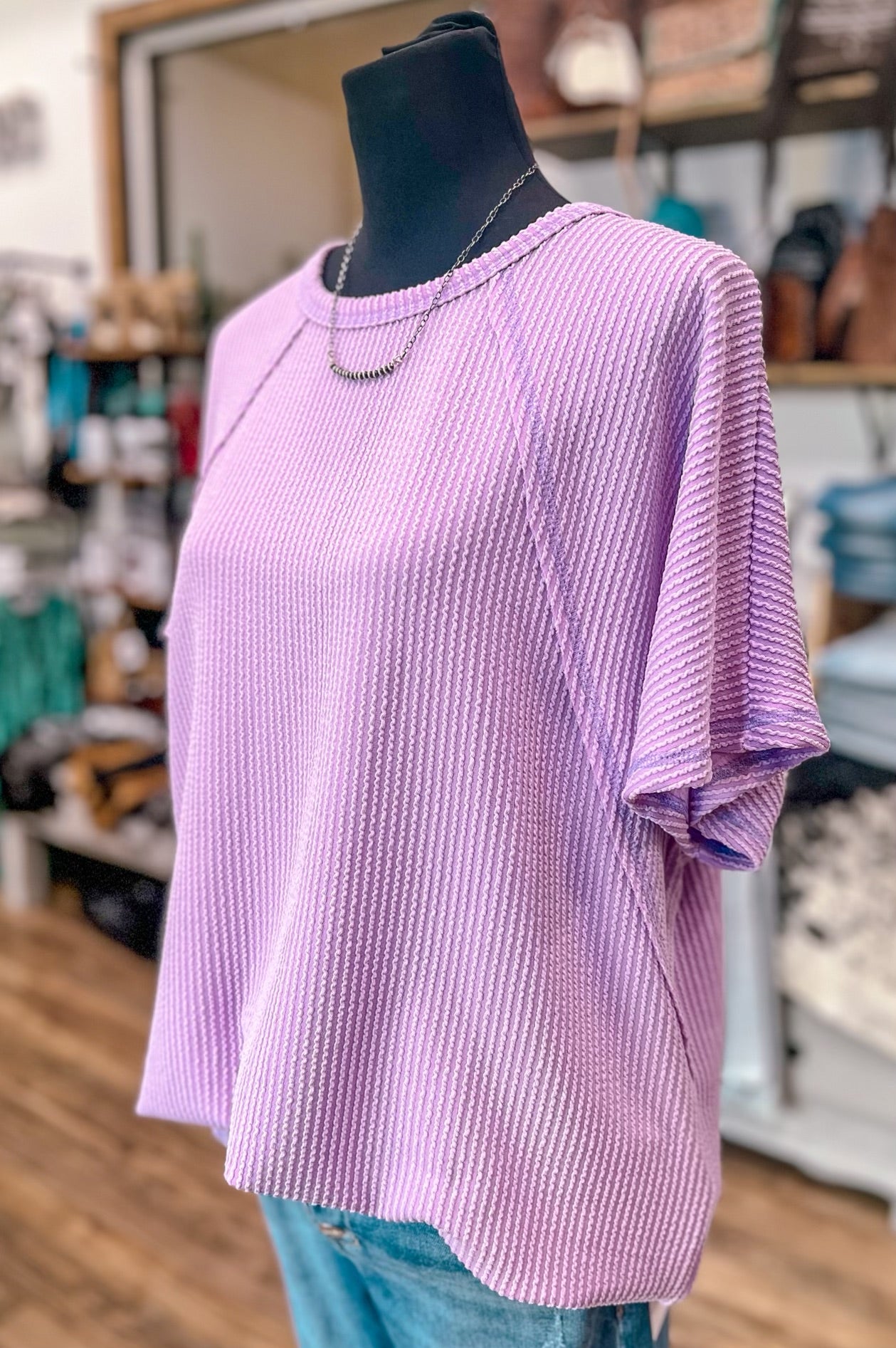 The Willa Ribbed Tee *Lavender