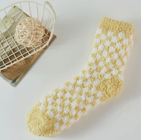 Checkered Fuzzy Socks *Yellow
