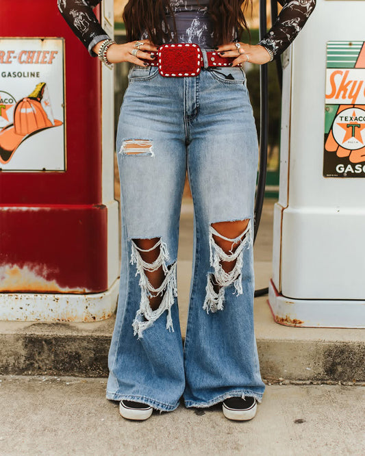 Light Wash High Rise Distressed Jeans