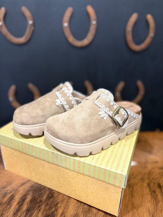 The Nevada Clog *Taupe