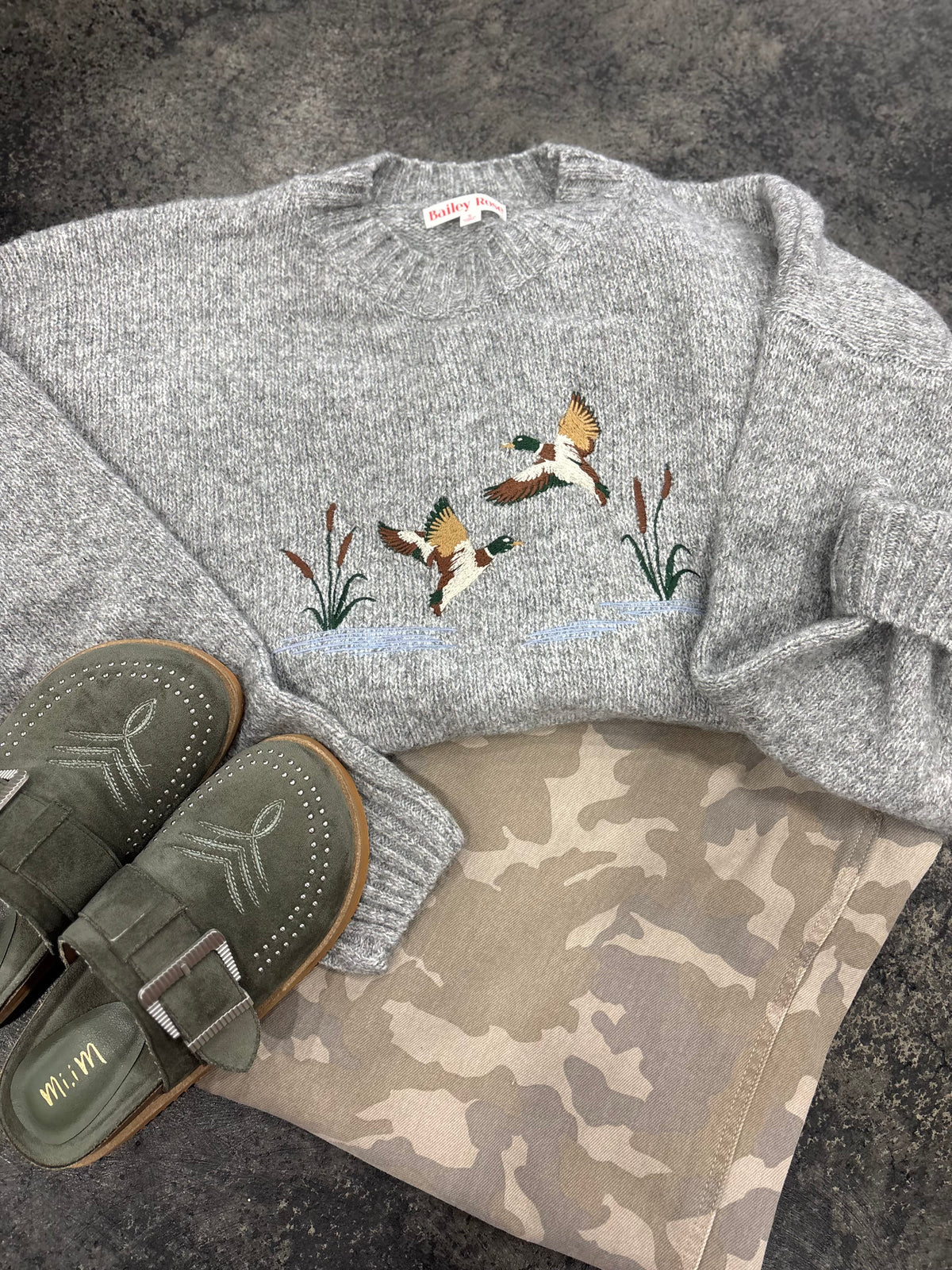 The Baylor Sweater * Grey